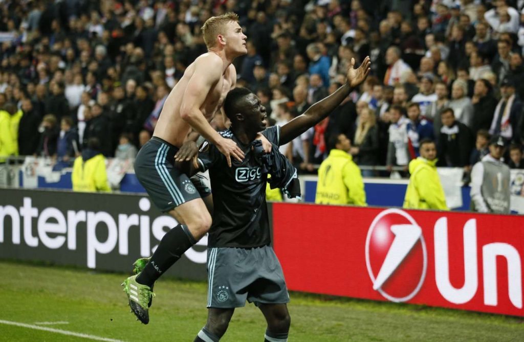 2017-05-11T211207Z_137538727_MT1ACI14791774_RTRMADP_3_SOCCER-EUROPA-LYO-AJA