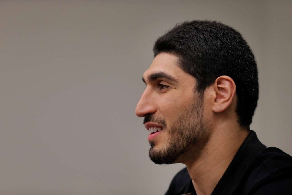 2017-05-22T142050Z_582884856_RC14C8176A50_RTRMADP_3_TURKEY-SECURITY-BASKETBALL