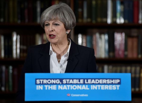 2017-06-05T111734Z_1491087427_RC1F5CAD2020_RTRMADP_3_BRITAIN-ELECTION