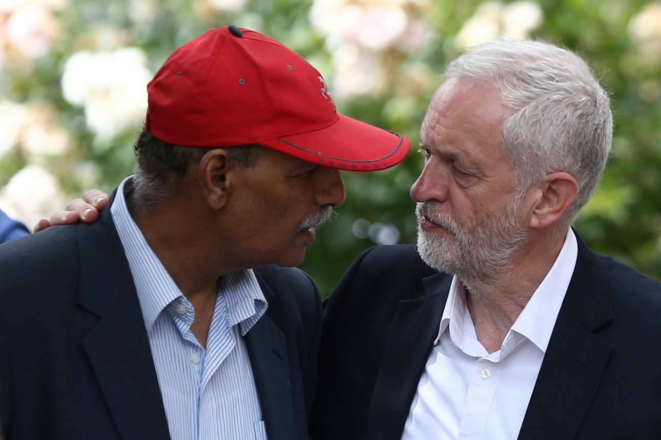 2017-06-15T114944Z_191558465_RC12CC503A00_RTRMADP_3_BRITAIN-FIRE