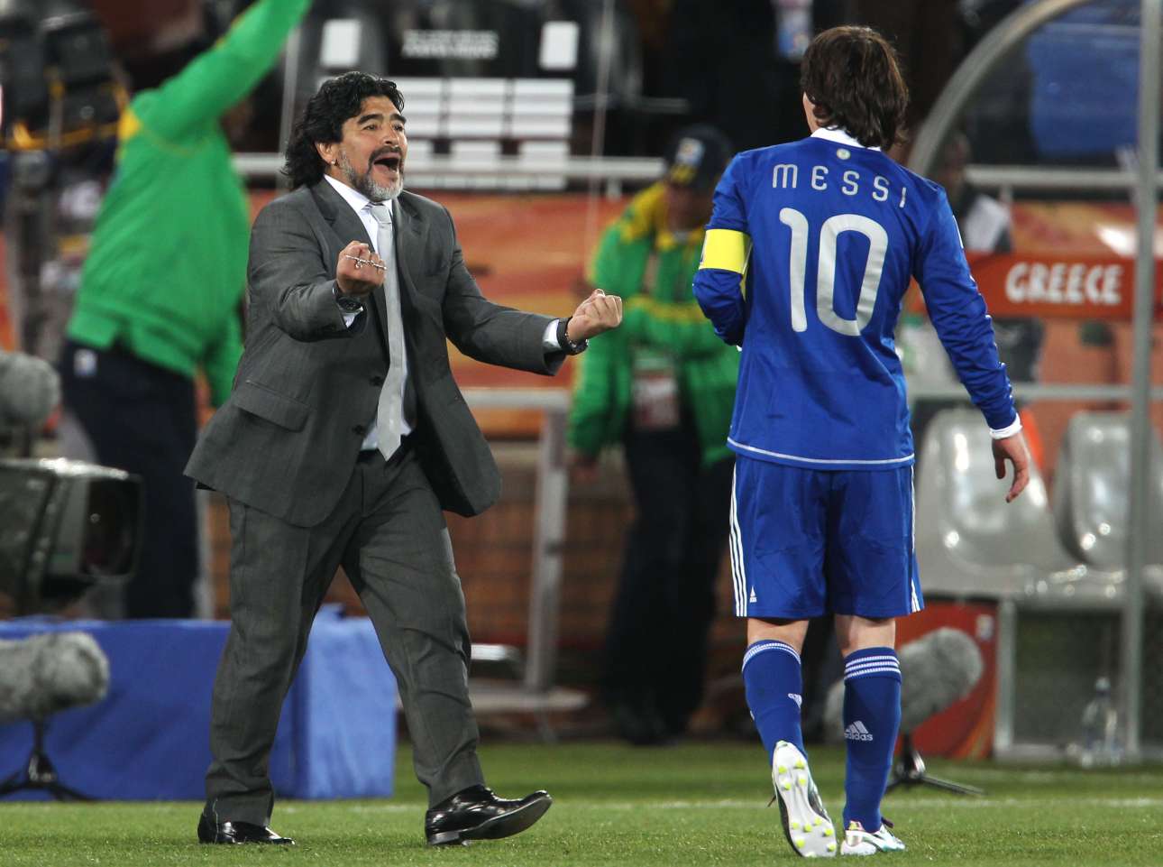 Μαραντόνα και Μέσι. Μία σχέση που δεν είναι στα καλύτερά της 