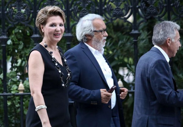 Η Ολγα Γεροβασίλη το χαίρεται. Και γιατί να μην το χαρεί; 