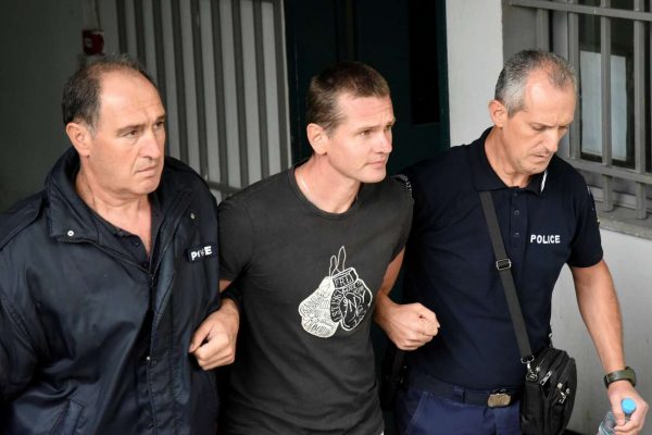 2017-09-29T112359Z_986803013_RC160A582C70_RTRMADP_3_GREECE-RUSSIA-CYBER