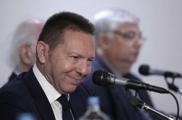 Ο Γιάννης Στουρνάρας κατά την ομιλία του στην ίδια εκδήλωση (IntimeNews)