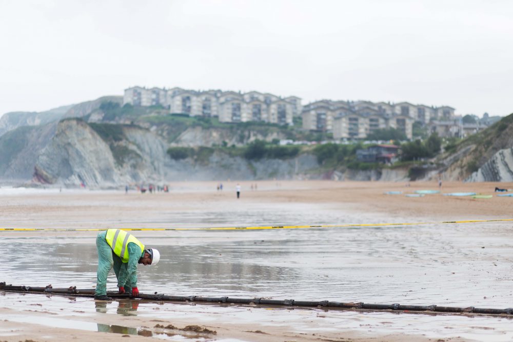 Photo-11-Installing-cable-59c4253f63100-1000x667