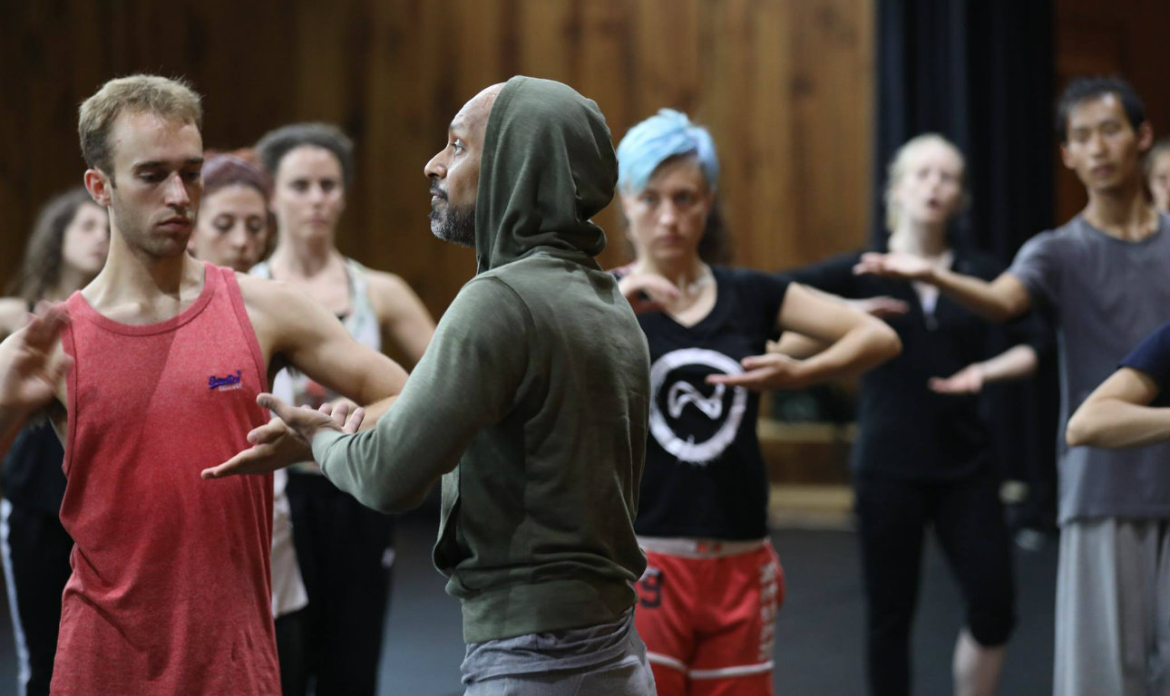 akram-kahn-fb-omada-1290