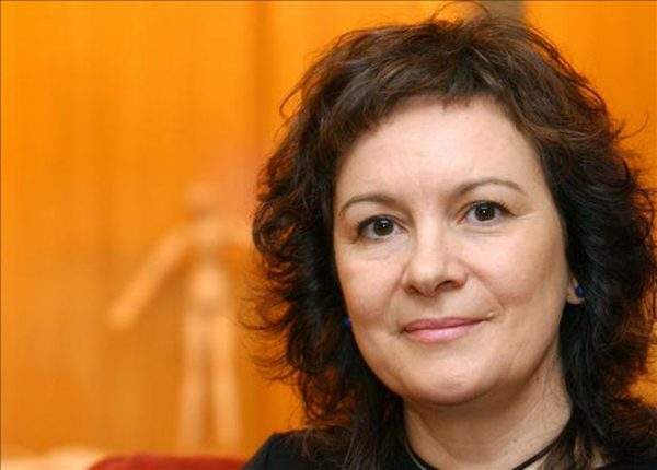 clara_sanchez.revista