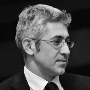 Γιάννης Κωνσταντίνου