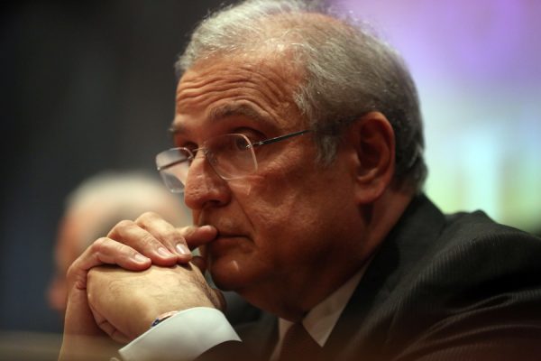 O πρώην υπουργός Γιάννης Παπαθανασίου μιλάει στην παρουσίαση του βιβλίου του με τίτλο «Οκτώ μήνες», στο ΕΒΕΑ, Τετάρτη 20 Δεκεμβρίου 2017. ΑΠΕ-ΜΠΕ/ΑΠΕ-ΜΠΕ/ΟΡΕΣΤΗΣ ΠΑΝΑΓΙΩΤΟΥ