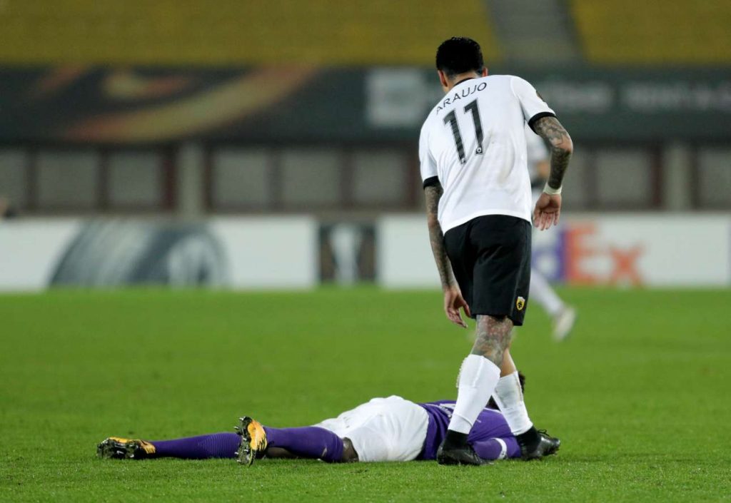 2017-12-07T183212Z_596441695_RC14B5185A00_RTRMADP_3_SOCCER-EUROPA-VIE-AEK