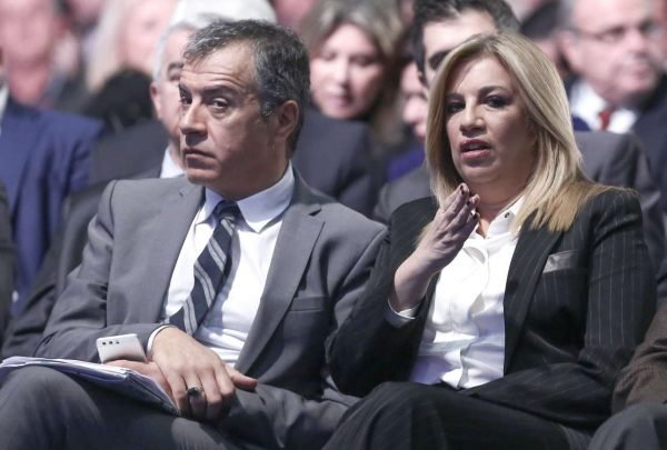 Η Φώφη και ο Σταύρος ένωσαν τις κοινοβουλευτικές τους δυνάμεις. Τι αντίκρυσμα θα έχει αυτό στην κοινωνία;