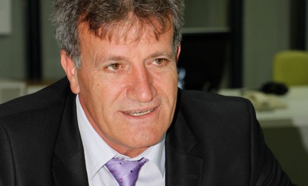 O Ερχάν Αρικλί ( twitter)