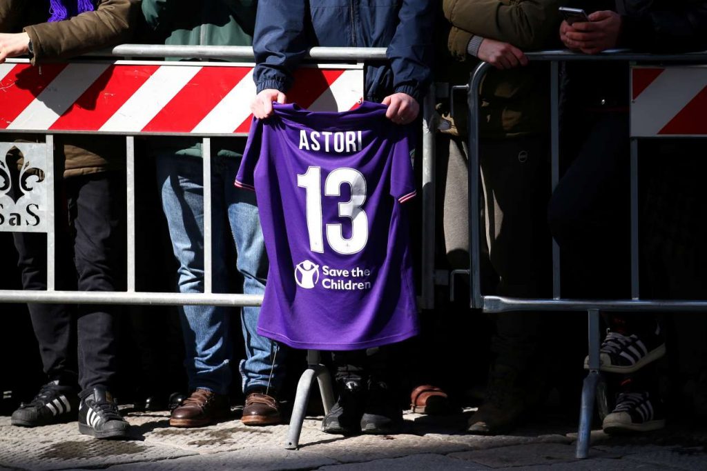 2018-03-08T105259Z_1077539485_RC1102C45560_RTRMADP_3_SOCCER-ITALY-ASTORI-FUNERAL