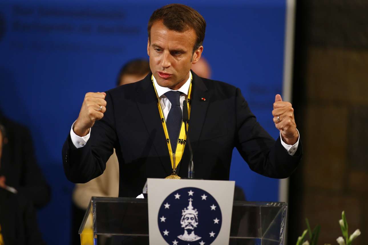 2018-05-10T103349Z_301046850_UP1EE5A0TCD3G_RTRMADP_3_EUROPE-MACRON-CHARLEMAGNE