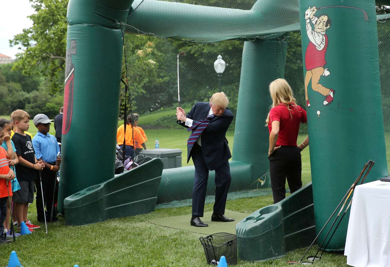 2018-05-30T000000Z_1298043589_RC1DB7FC52D0_RTRMADP_3_USA-TRUMP