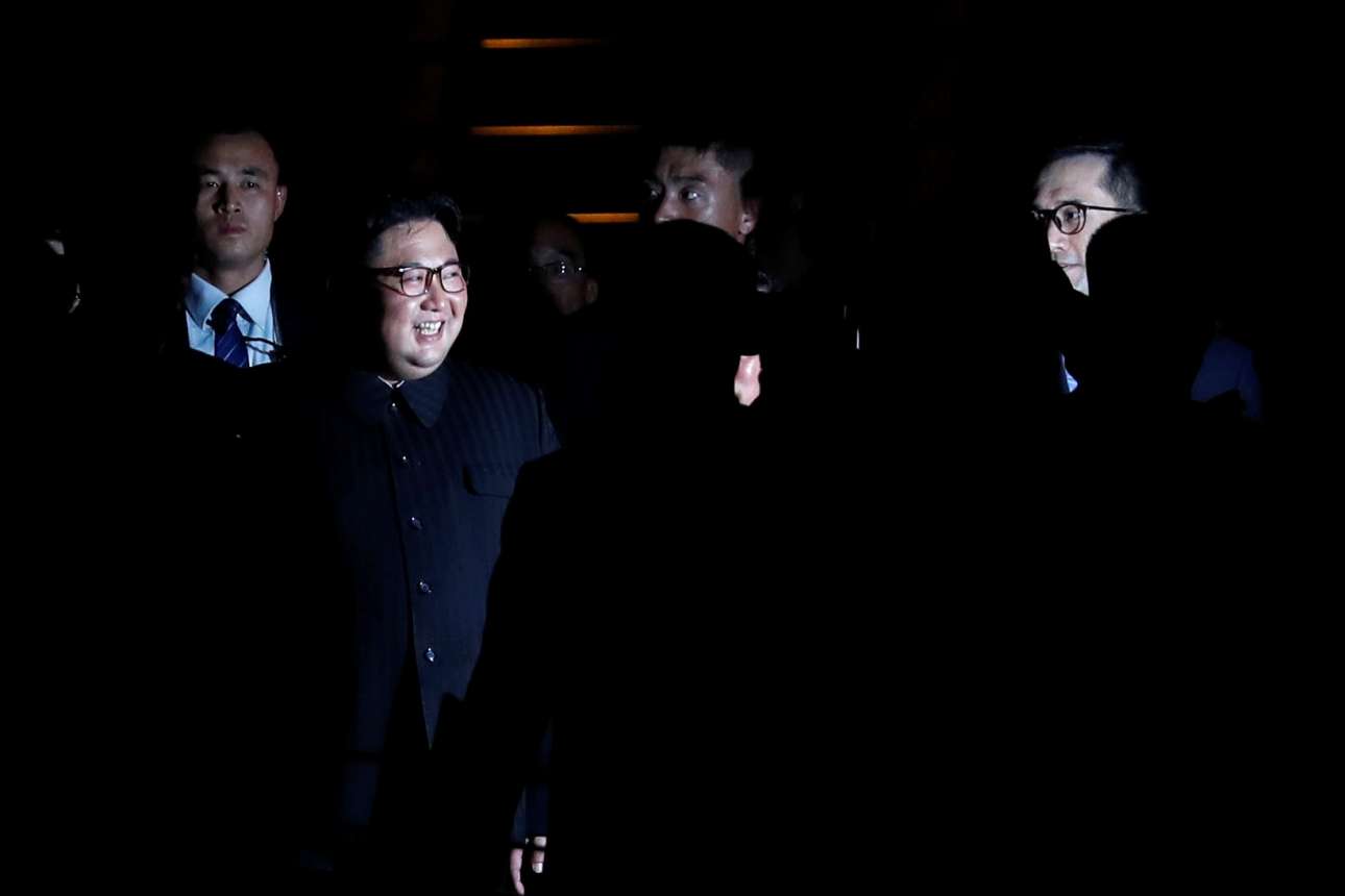 Ο Κιμ ευδιάθετος (REUTERS/Tyrone Siu)