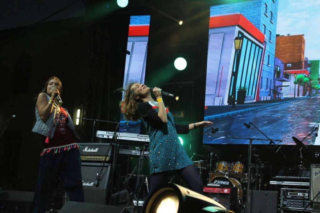 36879510_10156713618342932_8213868050131189760_o