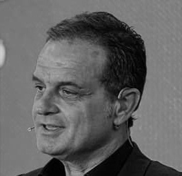 Μάκης Προβατάς