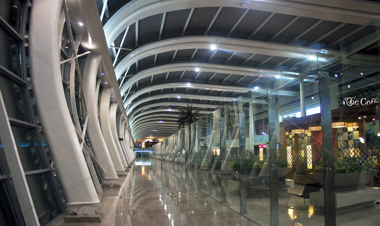 Το αεροδρόμιο στην Βομβάη παραπέμπει σε